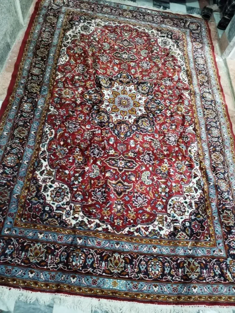 یک تخته فرش ۶ متری و ۱ تخته فرش ۲متری وتلویزیون|فرش|بروجرد, |دیوار