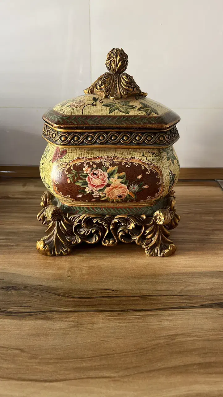 شکلات خوری|کلکسیون اشیاء عتیقه|کرمانشاه, |دیوار