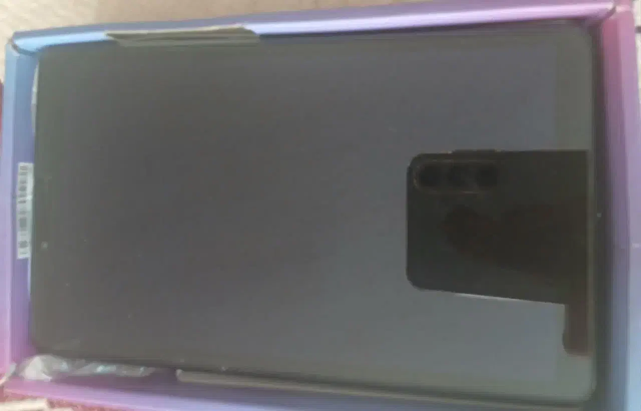 تبلت|تبلت|برخوار, |دیوار