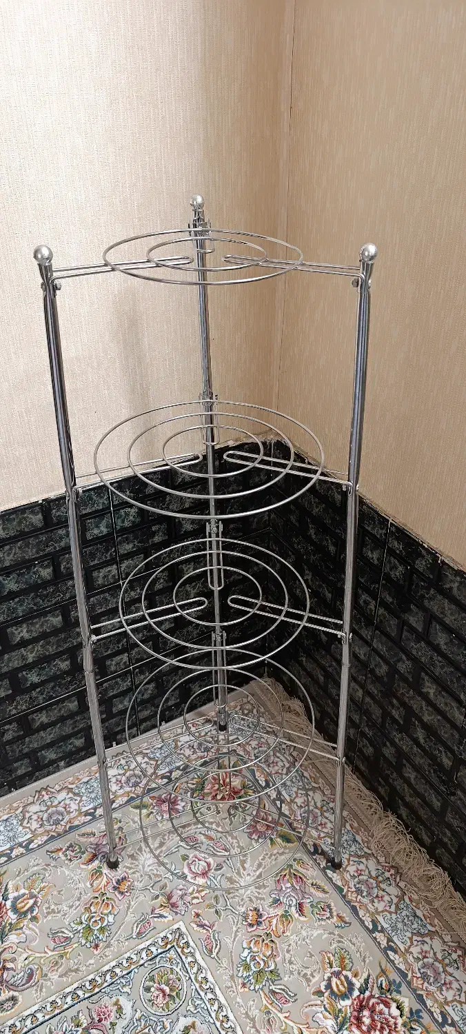 استند قابلمه پنج طبقه|آب‌چکان و نظم‌دهنده ظروف|شیراز, کوی زهرا|دیوار