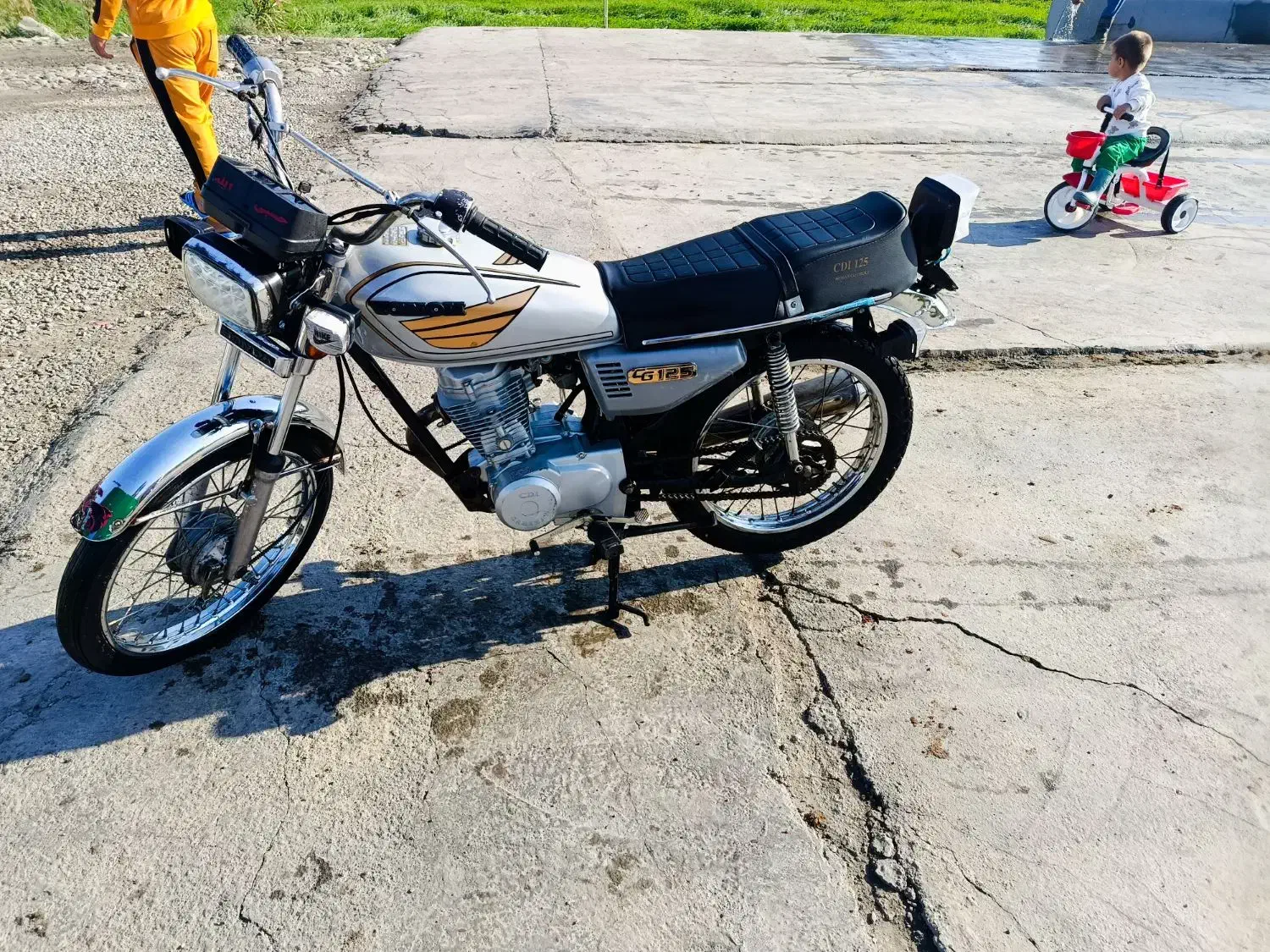 متور هوندا ۱۲۵ شماره بالا پایین سالم|موتورسیکلت|سیجوال, |دیوار