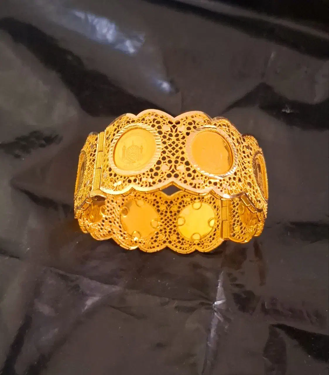 دستبند طلا|جواهرات|یاسوج, |دیوار