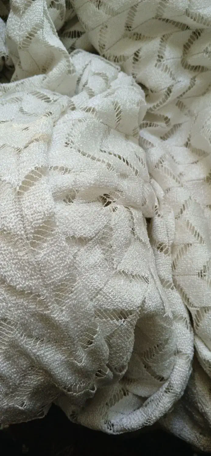 پرده سالم ۷ متری استفاده نشده|پرده، رانر، رومیزی|سرپل ذهاب, |دیوار