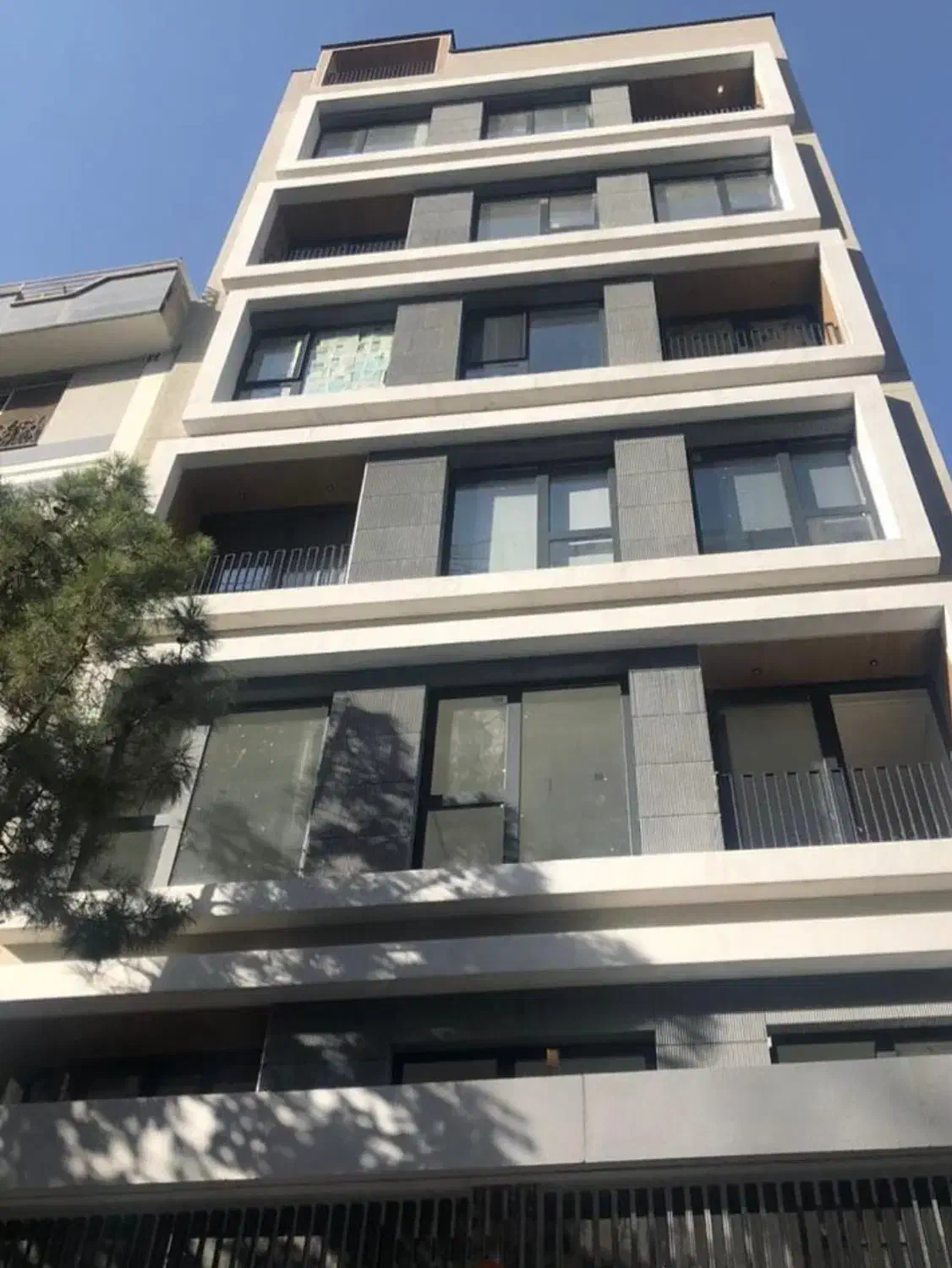 ۱۶۵ متر/ تجهیز شده/لوکس/آل یاسین۱۴|فروش آپارتمان|قم, باغ کرباسی|دیوار