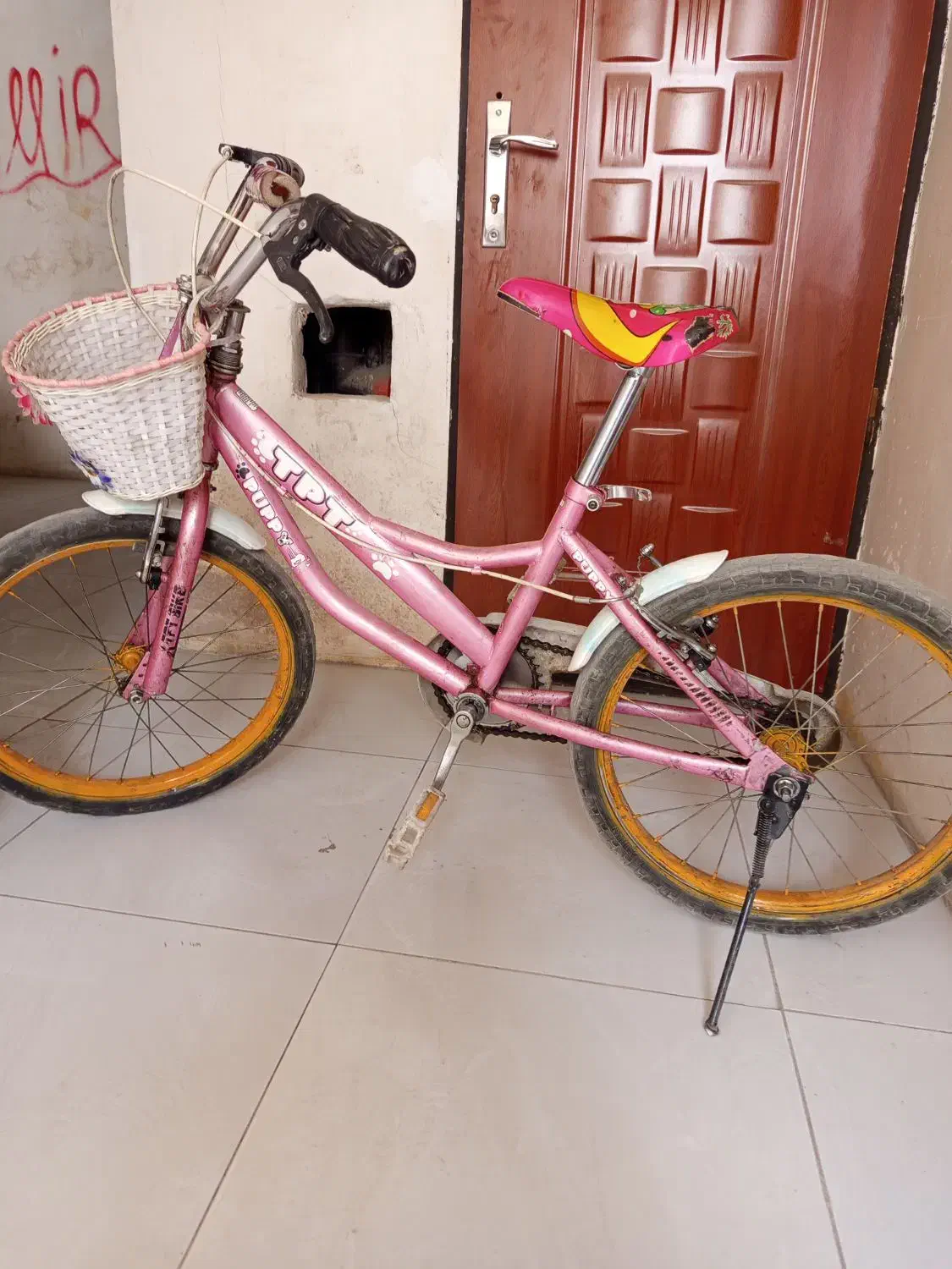 دوچرخه دخترانه با لاستیک توپر|دوچرخه، اسکیت، اسکوتر|مشهد, مهدی آباد (بلوار توس)|دیوار