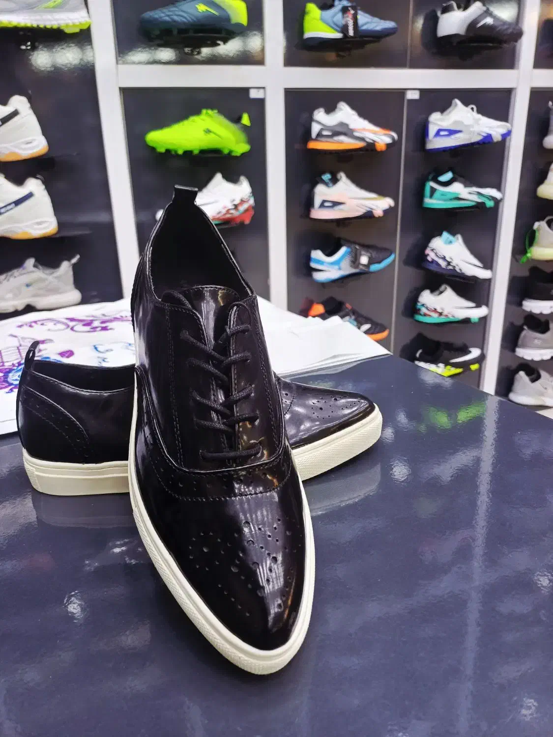 چرم|کیف، کفش، کمربند|قشم, |دیوار