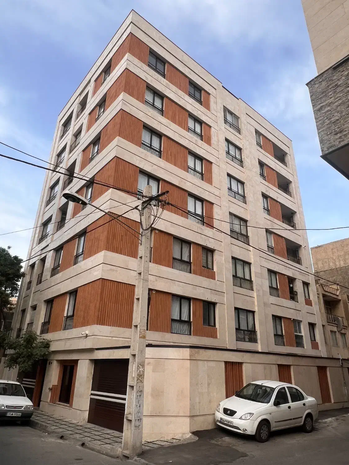 اجاره ساختمان یکجا ۱۵۰۰متر بنا شهر ری|اجارهٔ دفتر کار، اتاق اداری، مطب|ری, هاشمآباد|دیوار