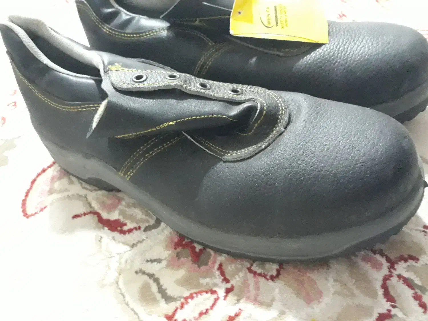 کفش ایمنی درجه یک|کیف، کفش، کمربند|شاهینشهر, حافظ شمالی|دیوار