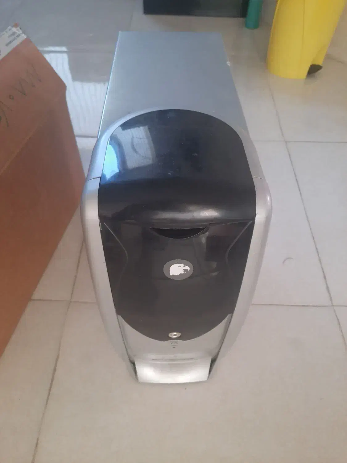 کامپیوتر قدیمی بدون هارد به فروش می‌رسد|رایانه رومیزی|صدرا-فارس, فاز ۱|دیوار