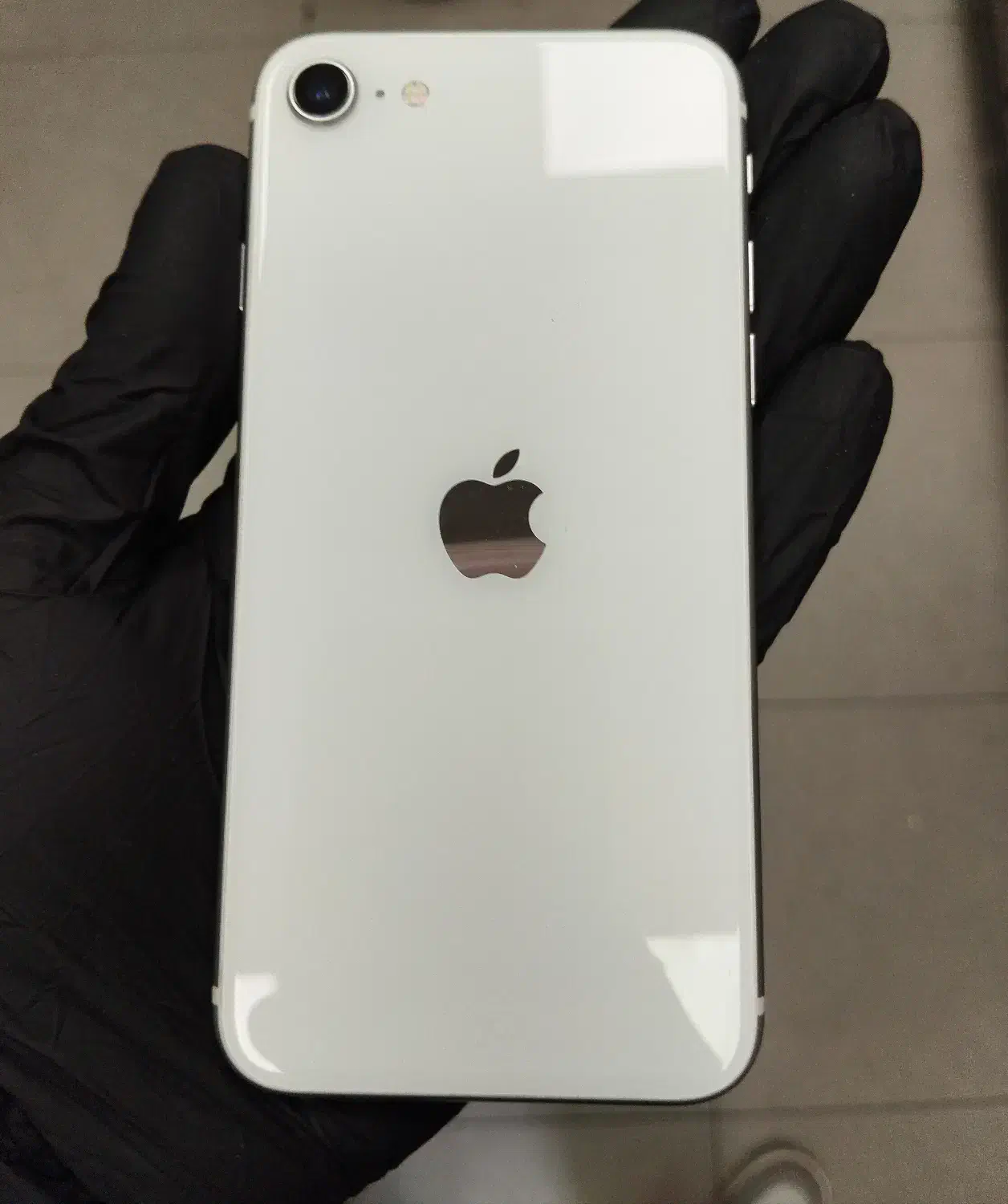 iphone SE 2020|موبایل|تهران, سعادت‌آباد|دیوار
