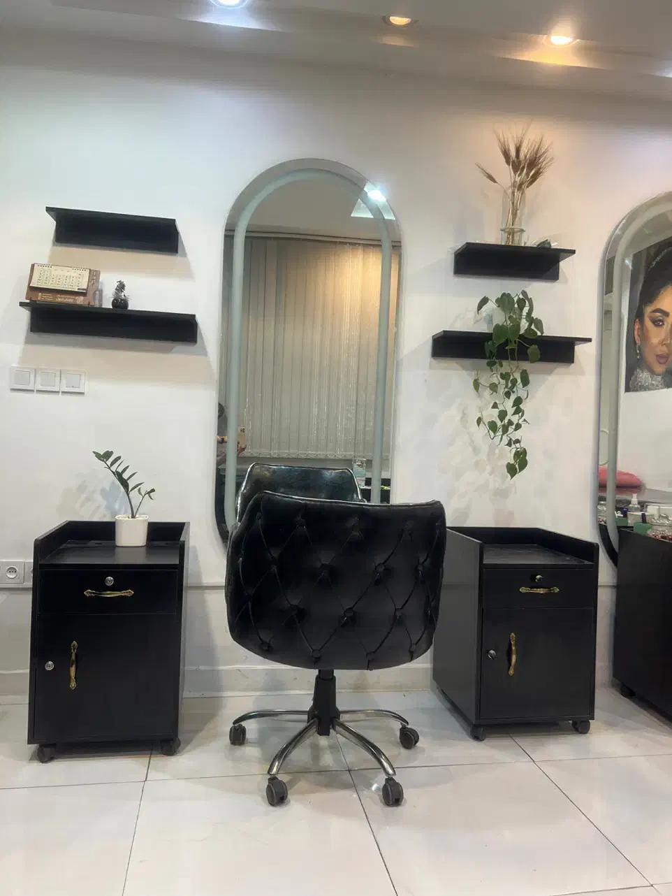 اجاره اتاق سالن زیبایی در صیاد|اجارهٔ دفتر کار، اتاق اداری، مطب|مشهد, صیاد شیرازی|دیوار