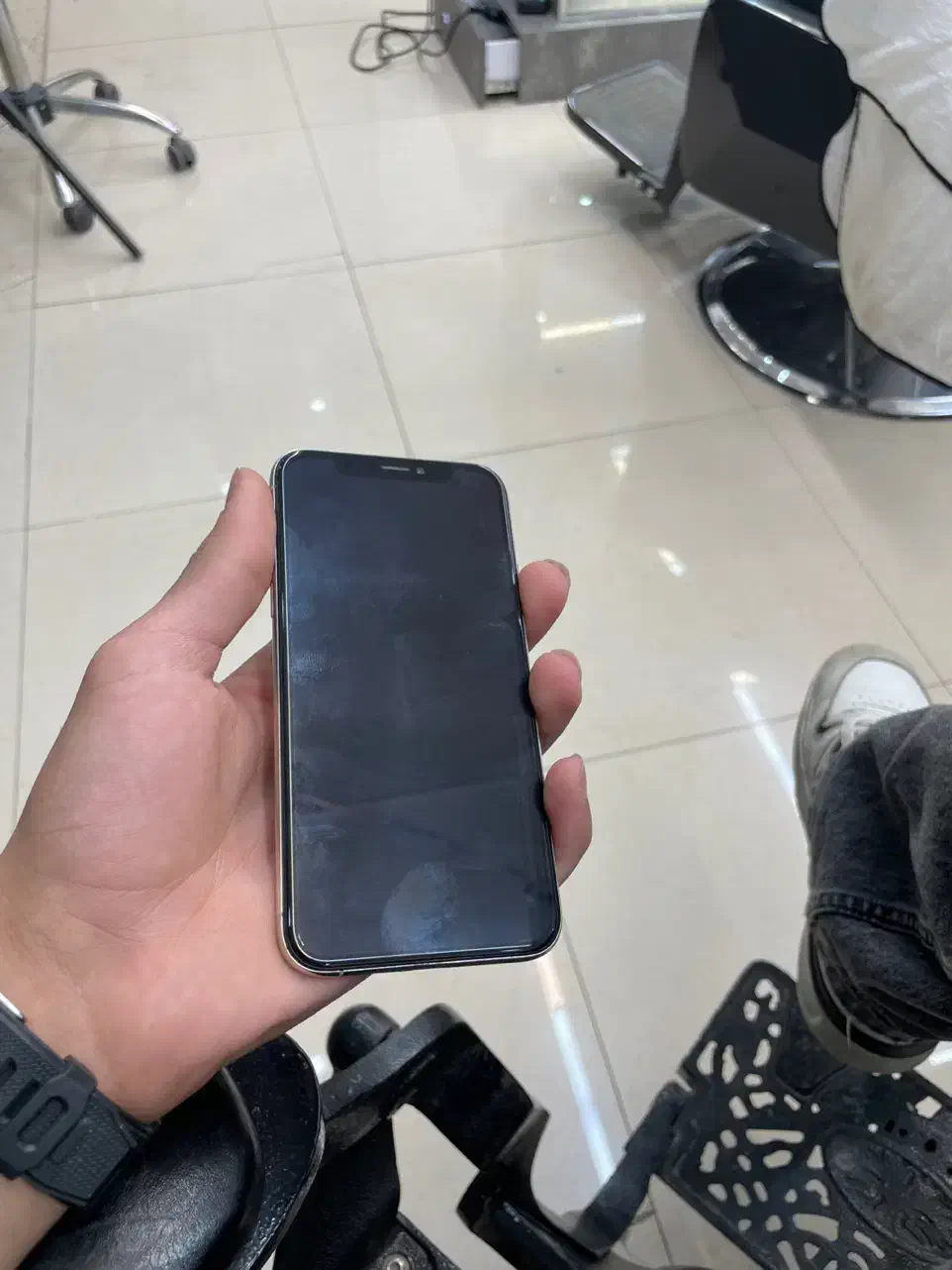 iPhone XS سفید خیلی تمیز در حد نو.|موبایل|اصفهان, جلفا|دیوار