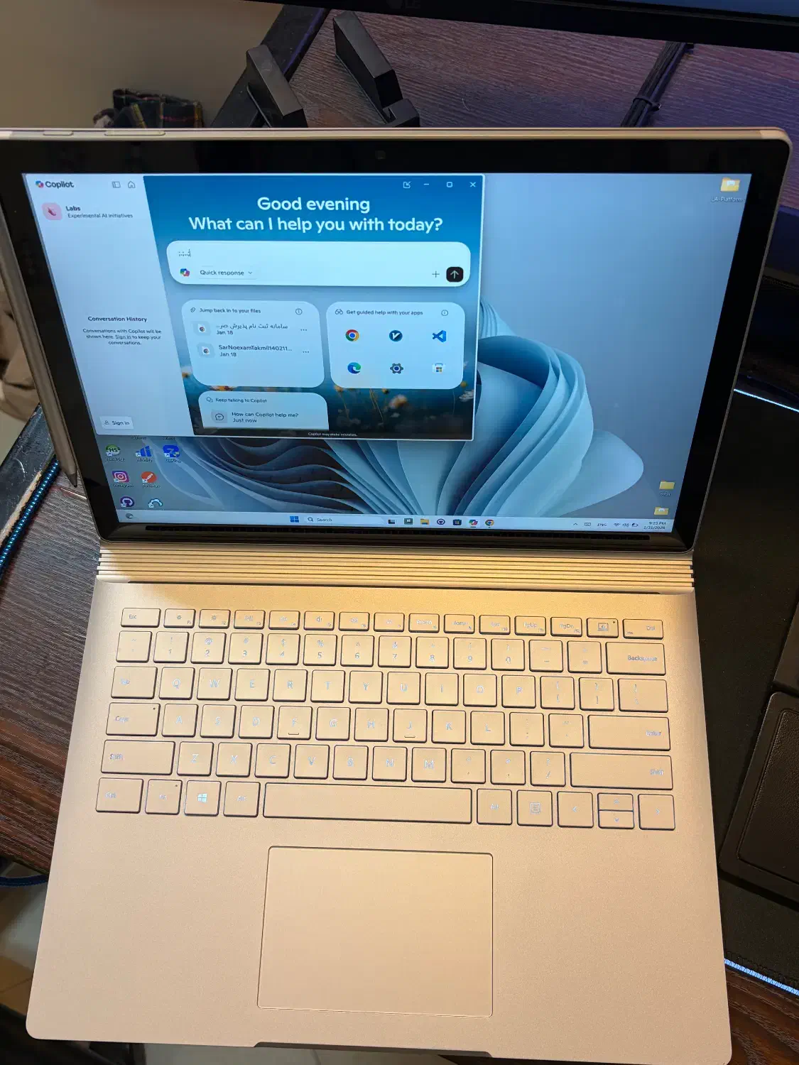 لپ تاپ Surface book 2 بسیار نو|رایانه همراه|اصفهان, همت‌آباد|دیوار