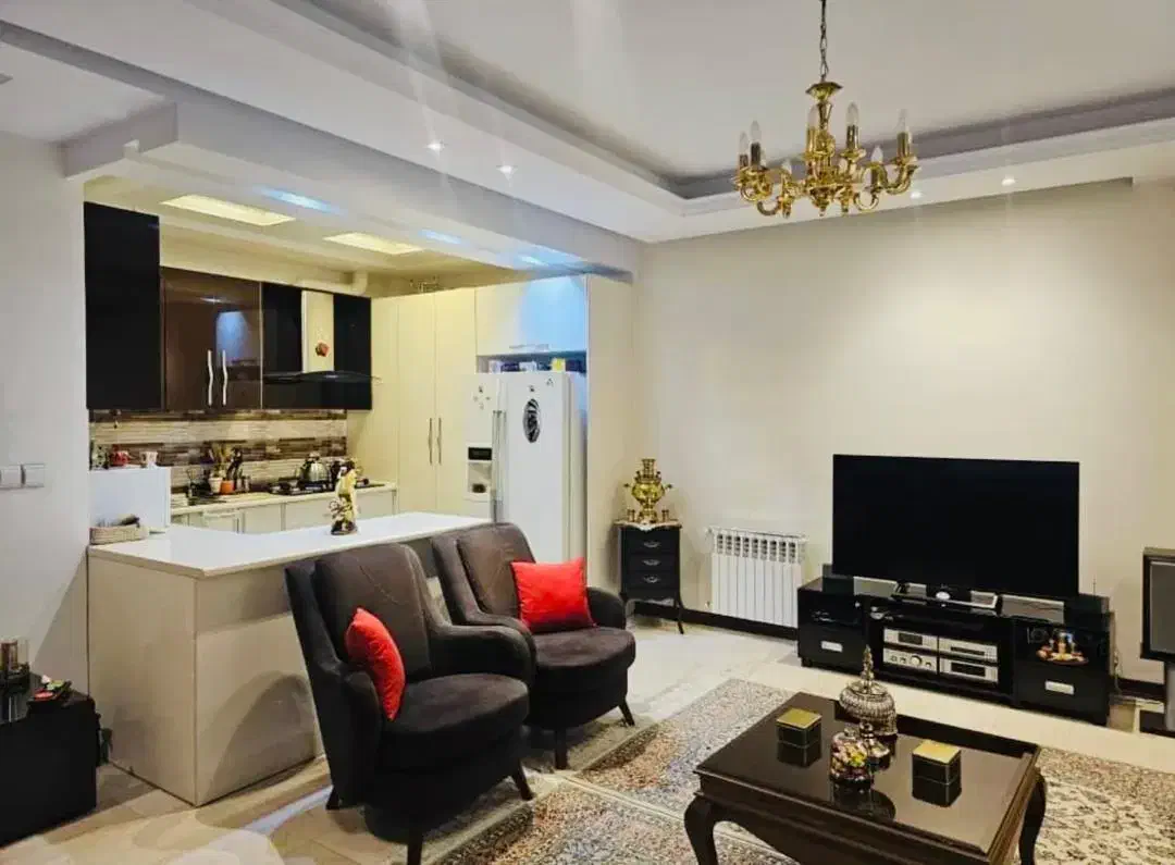 ۸۵ متر امکانات کامل