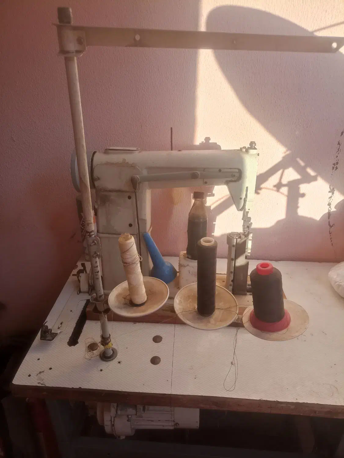 چرخ دو سوزنه|چرخ خیاطی و ریسندگی|سهند, |دیوار