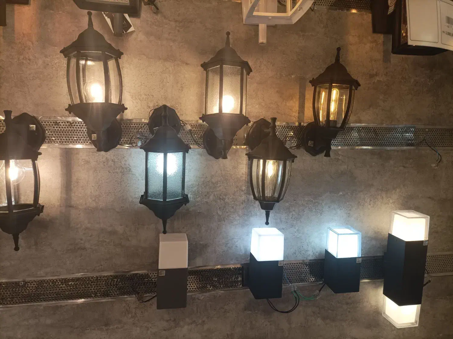 چراغ حیاطی|لامپ و چراغ|ساوه, |دیوار