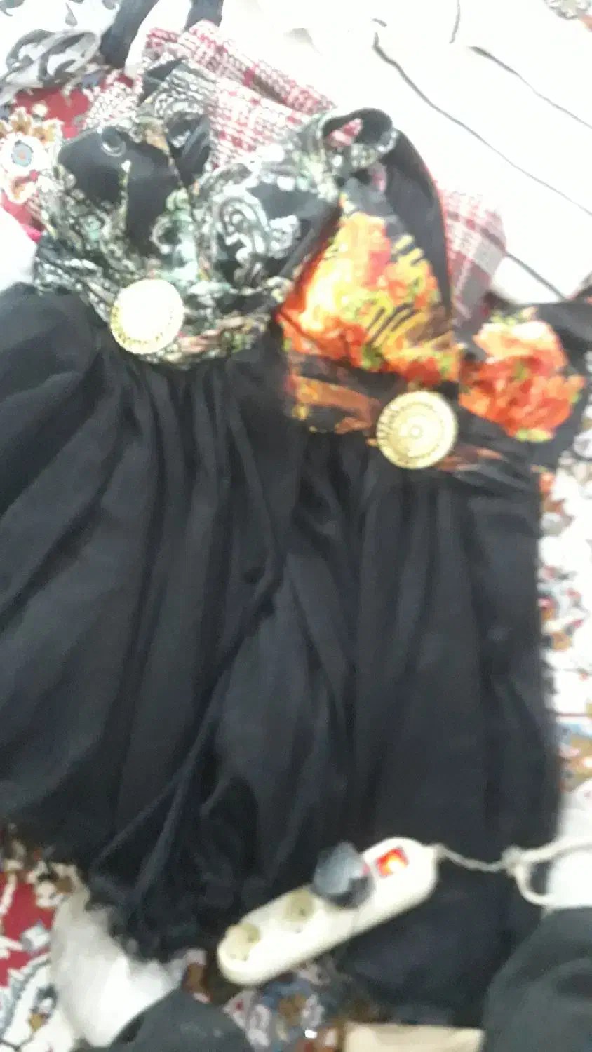 لباس|لباس|آبیک, |دیوار