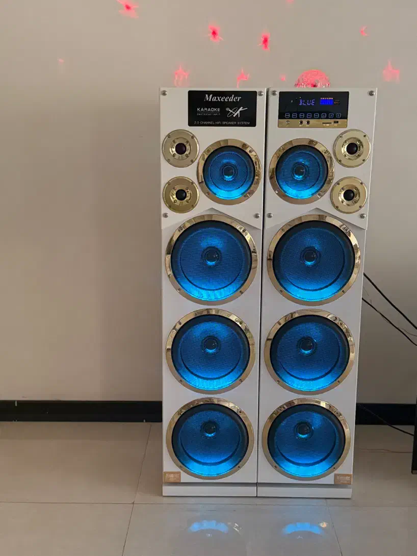 باند مکسیدر|سیستم صوتی خانگی|تهران, آبشار تهران (دریاچه)|دیوار