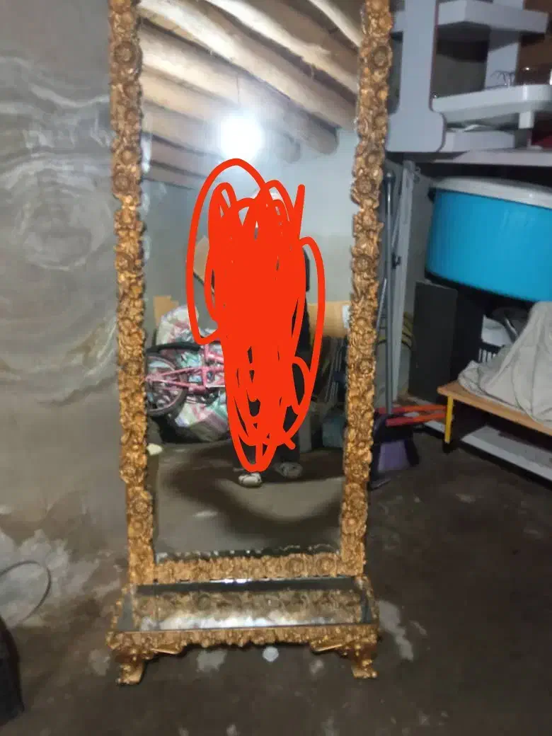 اینه|آینه|سقز, |دیوار