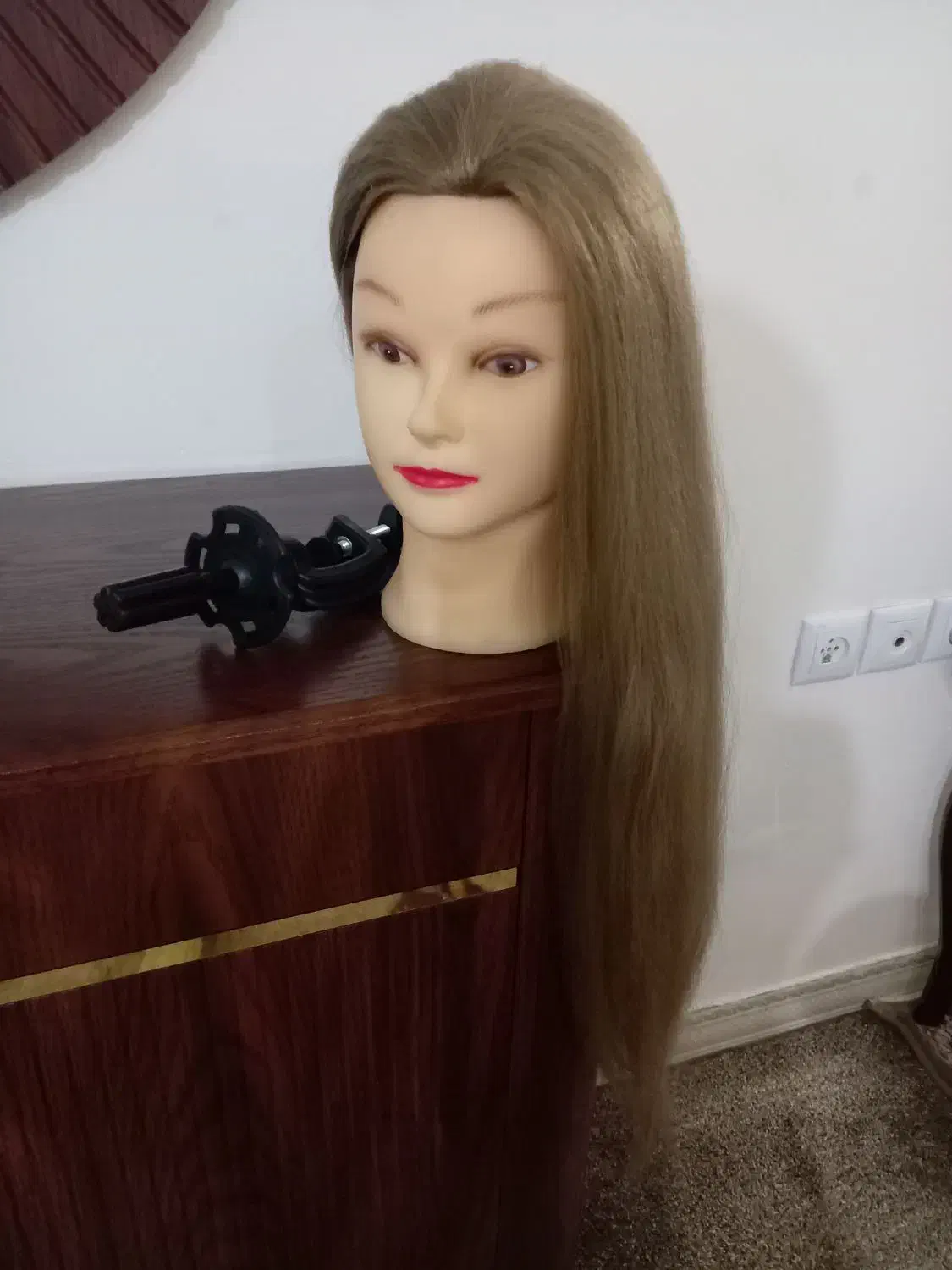 وسایل آرایشی در سالن ارایش|آرایشگاه و سالنهای زیبایی|قم, شهرک فاطمیه|دیوار