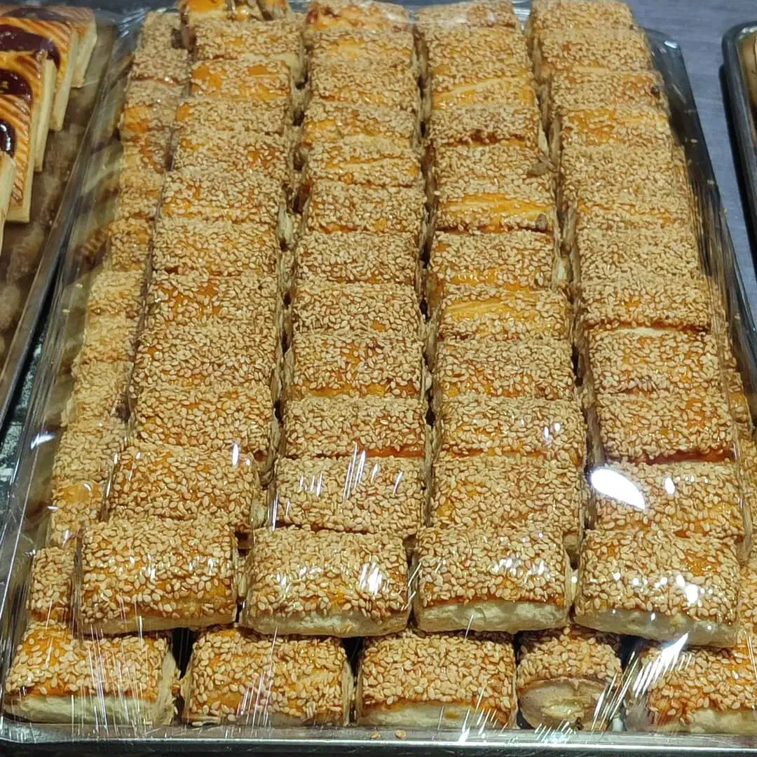 استخدام استادکار قنادی خشک کار با حقوق خوب|استخدام صنعتی، فنی، مهندسی|آزادشهر, |دیوار