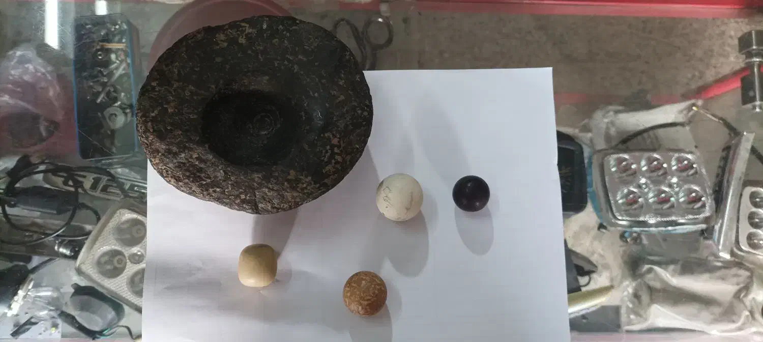 فروش ۴عدد سنگ قیمتی|کلکسیون اشیاء عتیقه|دورود, |دیوار