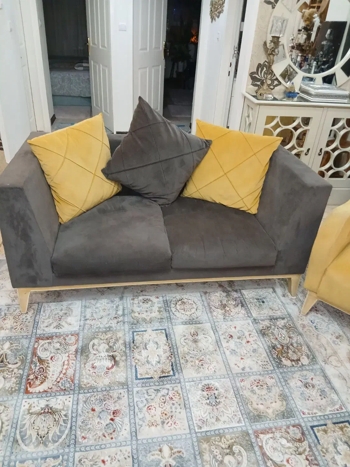 مبل راحتی با میز و عسلی|مبلمان خانگی و میز عسلی|تهران, شهرک هما|دیوار