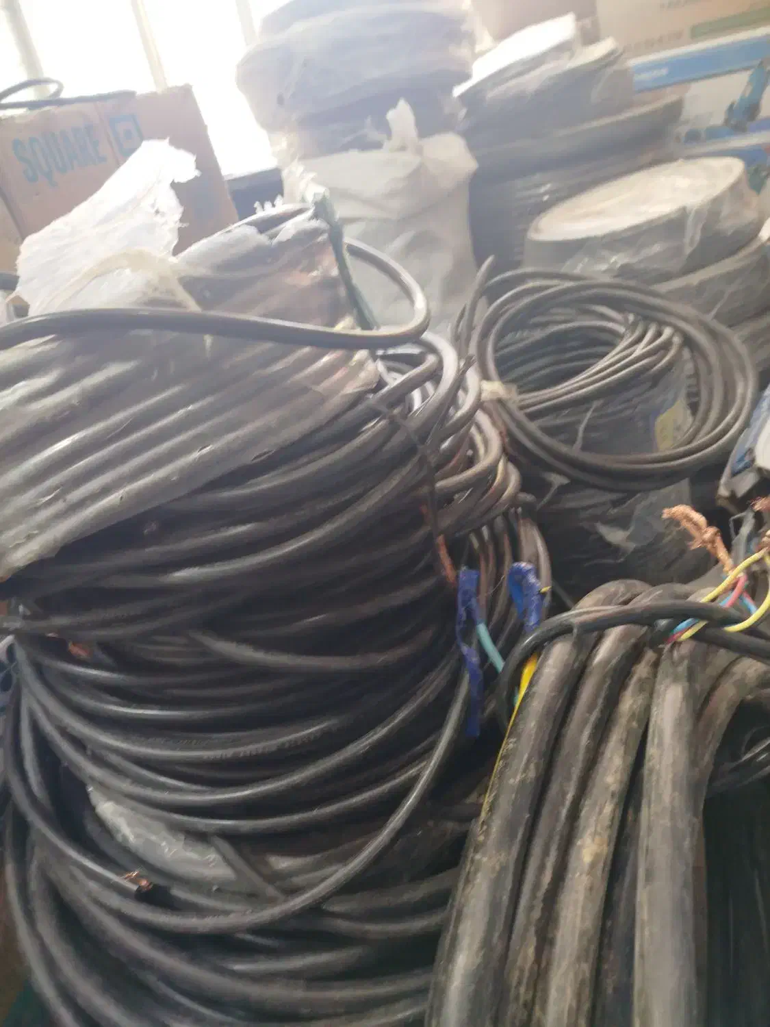 مقداری کابل|مصالح و تجهیزات ساختمان|همدان, |دیوار