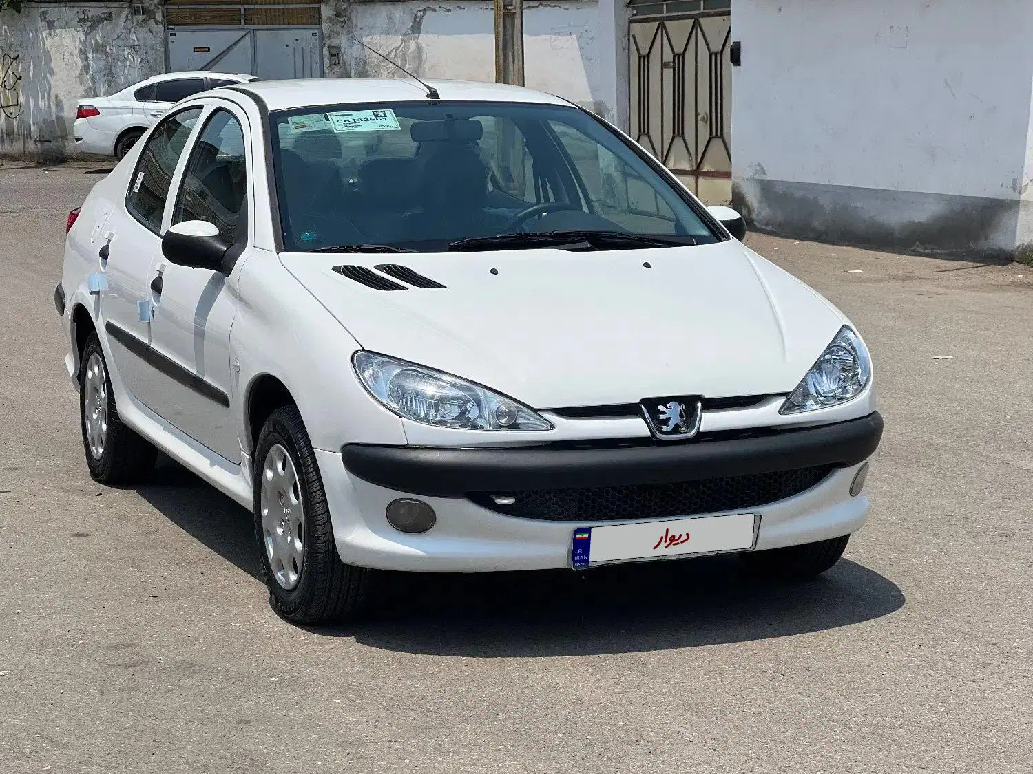206 sd مدل 93|خودرو سواری و وانت|رشت, دخانیات|دیوار