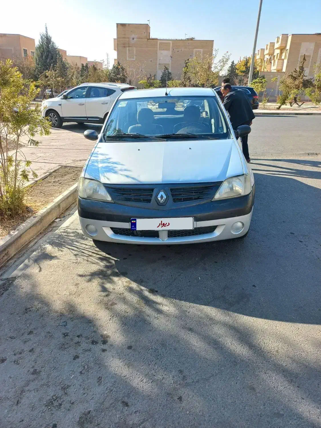 L90E1 ال نودمدل 90 بی رنگ نقره ای|خودرو سواری و وانت|پرند, فاز ۲|دیوار