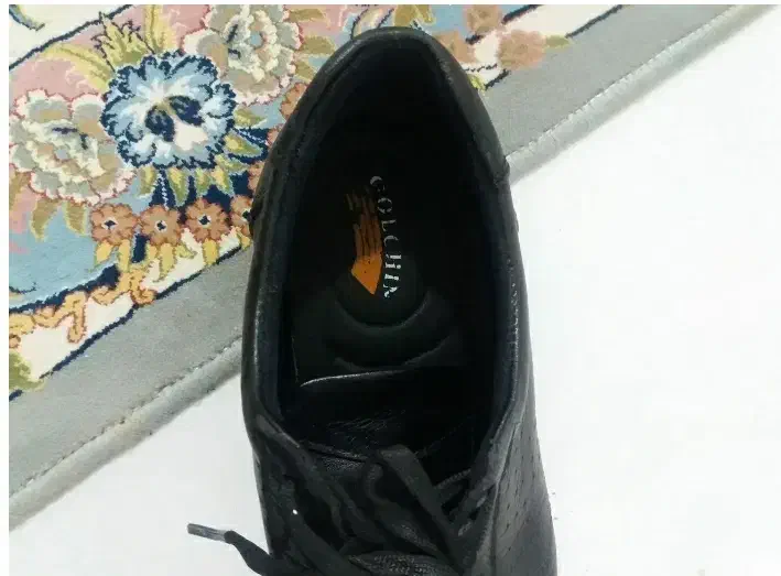 کفش چرم اصل سایز۳۹فقط۳۰۰تومان|کیف، کفش، کمربند|مشهد, شهید قربانی|دیوار