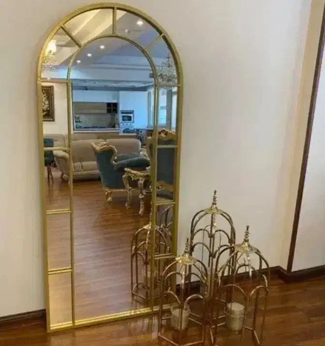 آینه قدی|آینه|قم, نیروگاه|دیوار