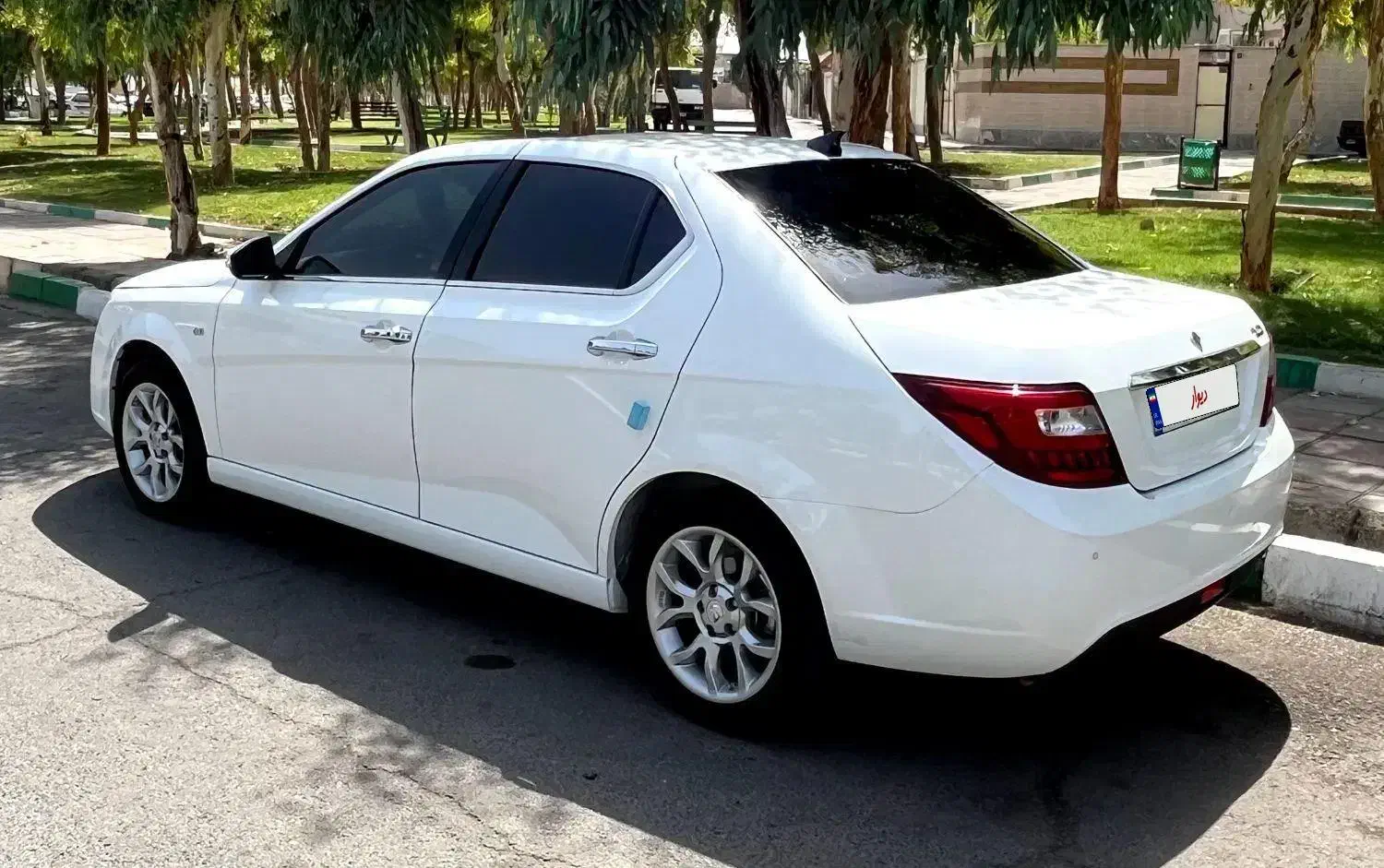 دنا پلاس اتوماتیک (آپشنال)|خودرو سواری و وانت|قرچک, شهرک طلائیه|دیوار