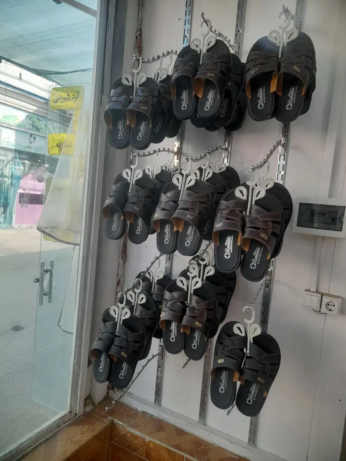 دمپایی|کیف، کفش، کمربند|قم, پردیسان|دیوار