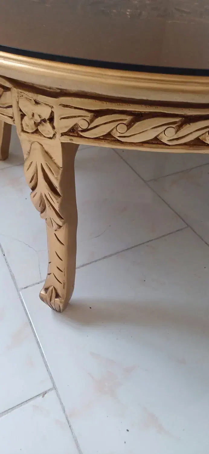 میز گرد چوب منبت کاری شده باشیشه زخیم|میز و صندلی غذاخوری|پردیس, کمرد|دیوار