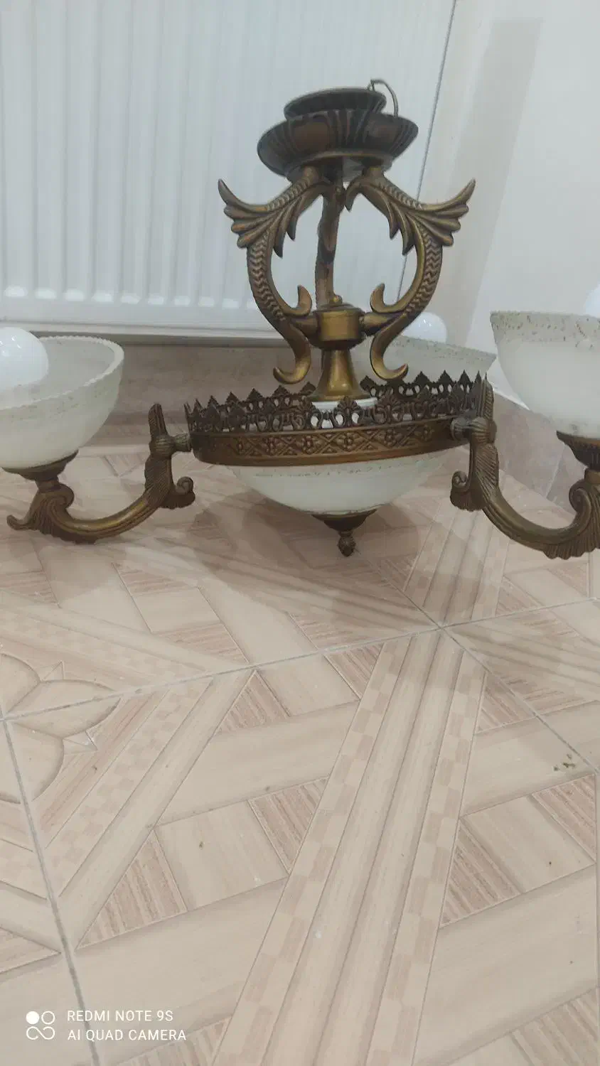 یک جفت لوستر سه شاخه باهم 3 تومن|لوستر و چراغ آویز|تهران, خانی آباد نو جنوبی|دیوار