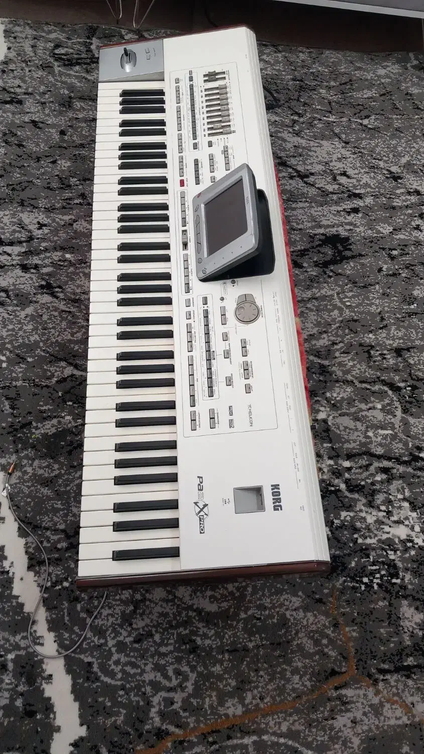 -pax2|پیانو، کیبورد، آکاردئون|اشنویه, |دیوار