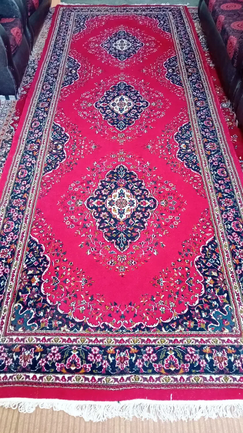 کناره فرش|فرش|اصفهان, نقش جهان|دیوار