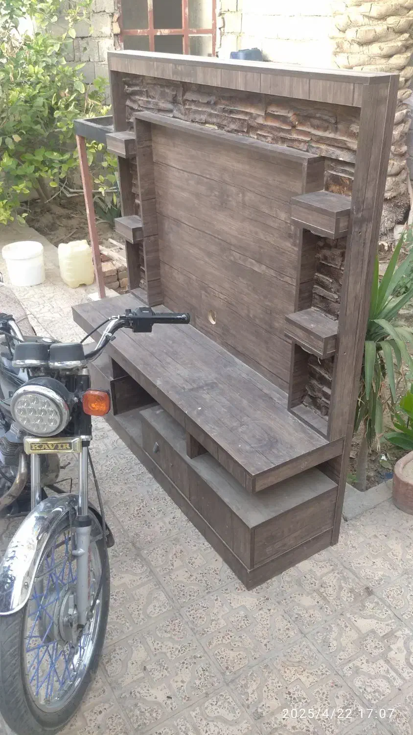 میز تلویزیون چوبی جنس خوب و محکم|میز تلویزیون|سراوان, |دیوار