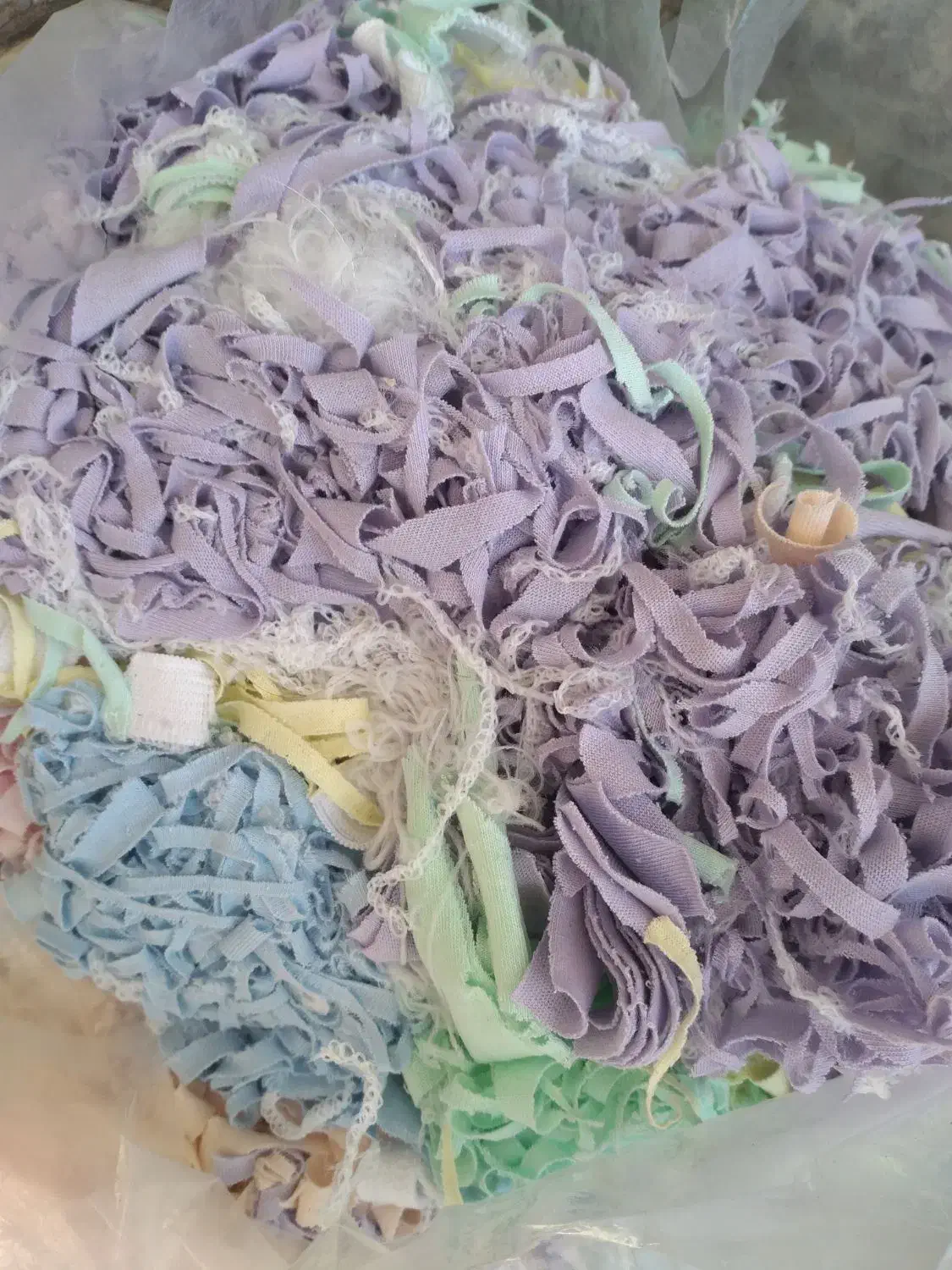 سر نخ برای بالشت|لوازم خیاطی و بافتنی|دامغان, |دیوار