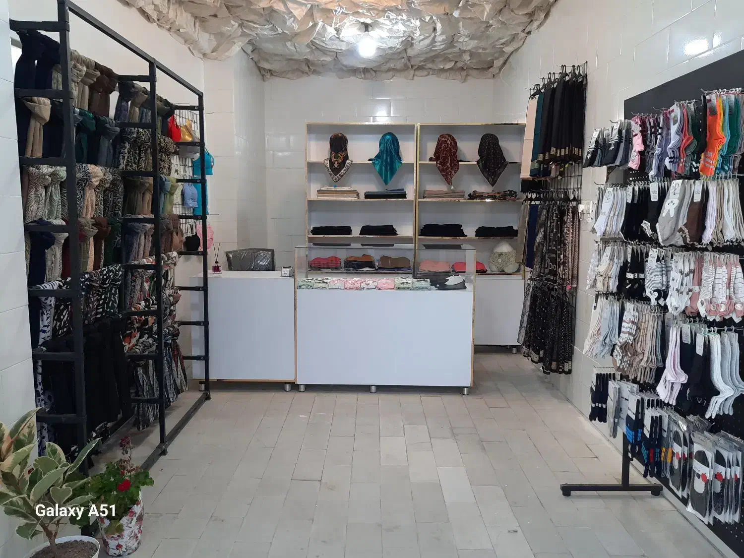 گالری شال و روسری بانو|لباس|ابریشم, |دیوار