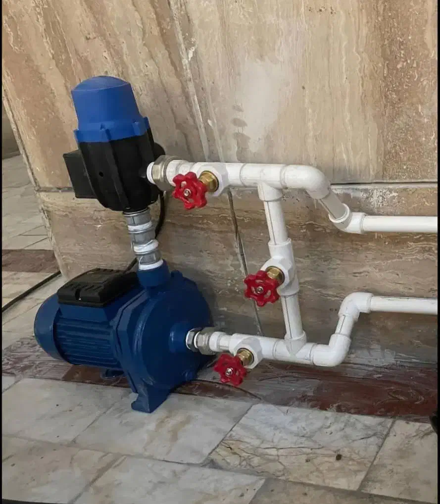 نصب پمپ و تانک،آبگرمکن،لوله کشی آب،برق کشی ساختمان|خدمات پیشه و مهارت|ابریشم, |دیوار