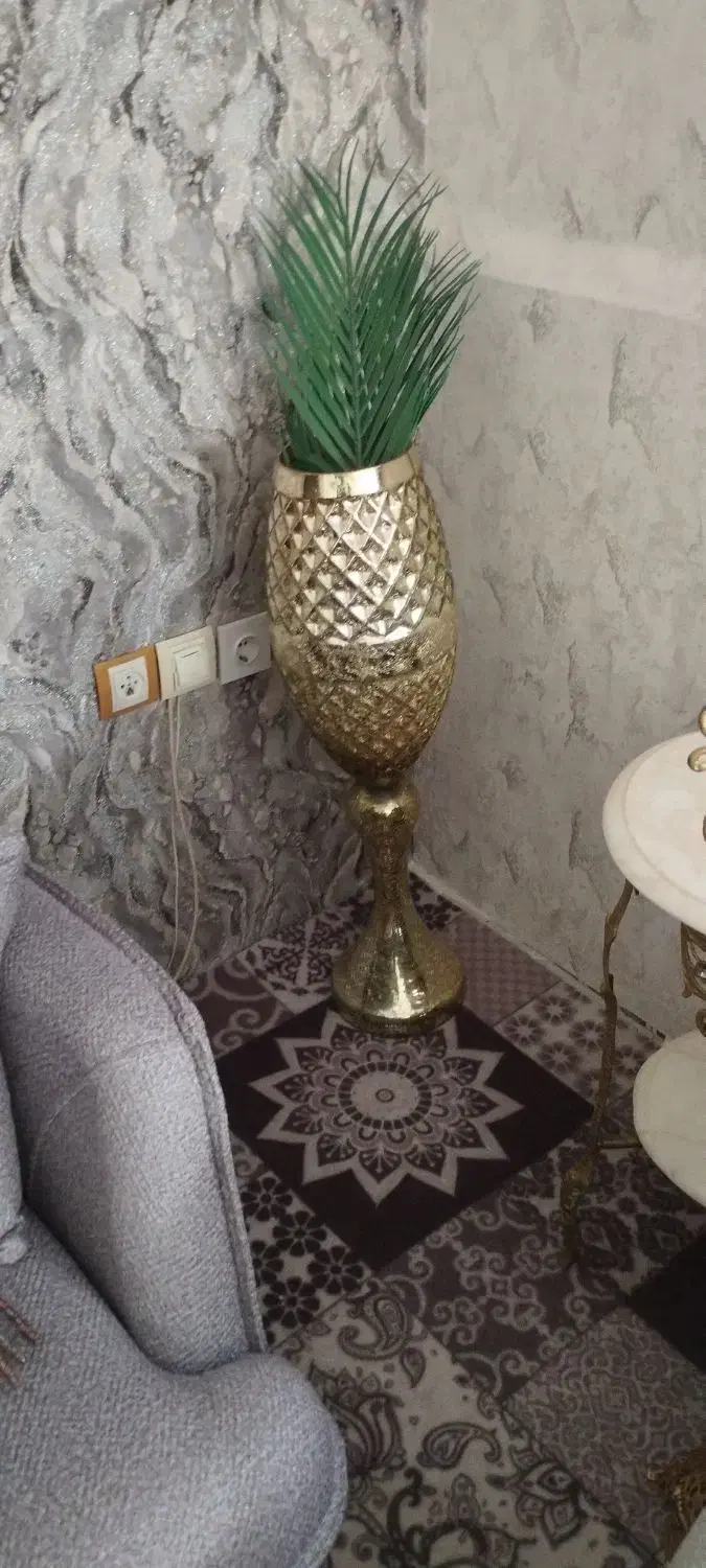 گلدان|گل و گیاه طبیعی|تبریز, |دیوار