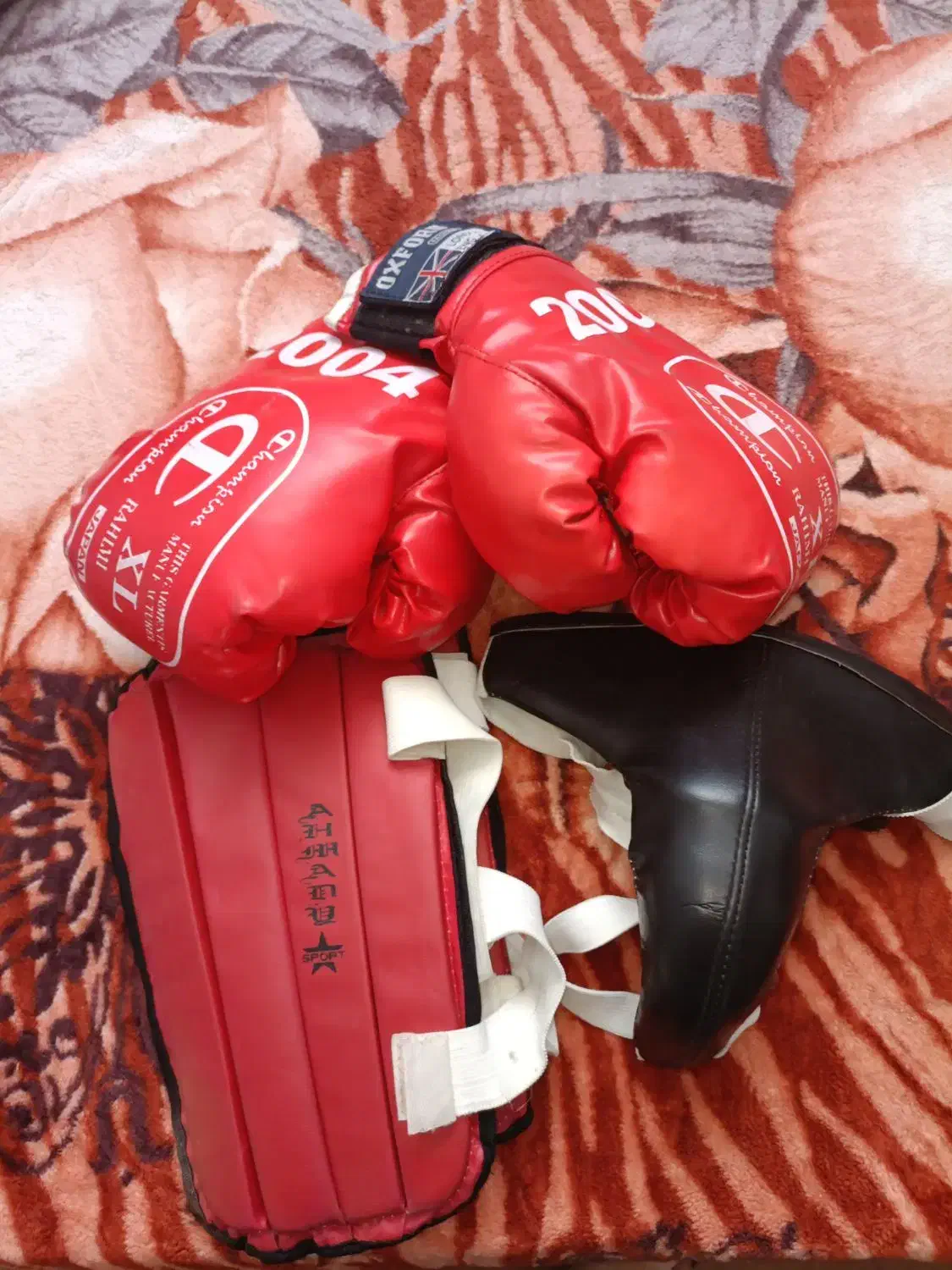 دستکش بوکس|تجهیزات ورزشی|اصفهان, بهارستان|دیوار