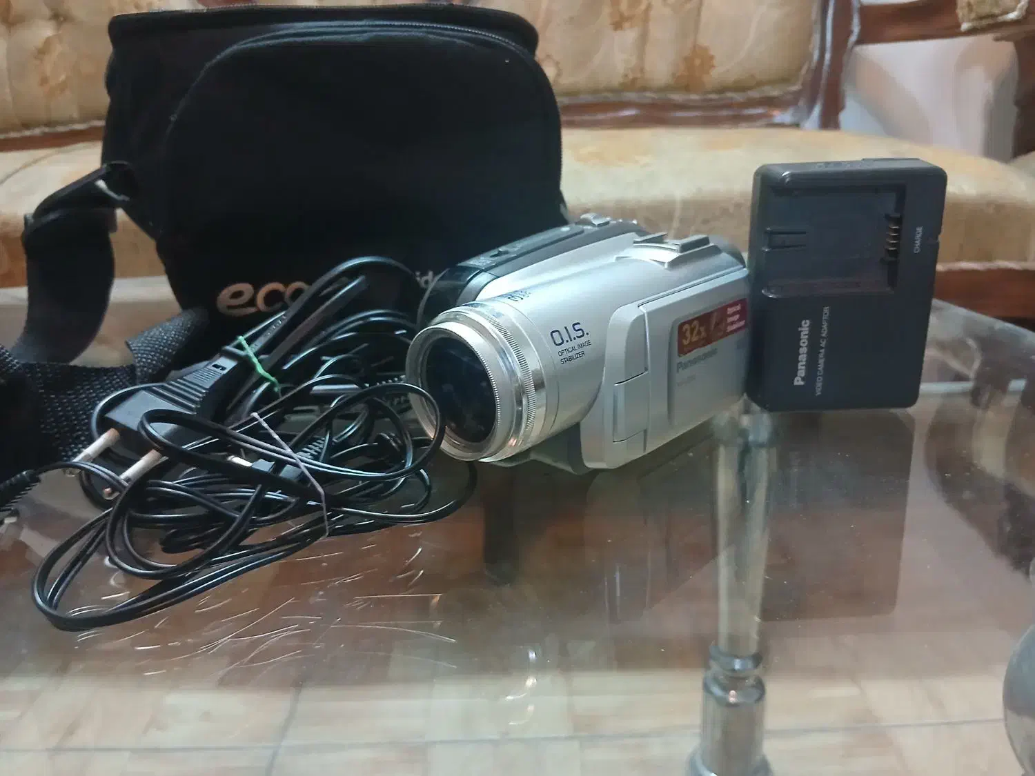 دوربین پاناسونیک|دوربین عکاسی و فیلمبرداری|کرمان, |دیوار