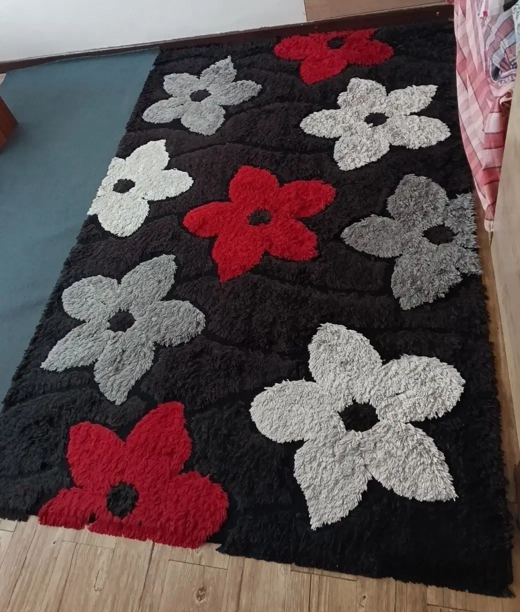 فرش فانتزی|فرش|پردیس, فاز ۱|دیوار