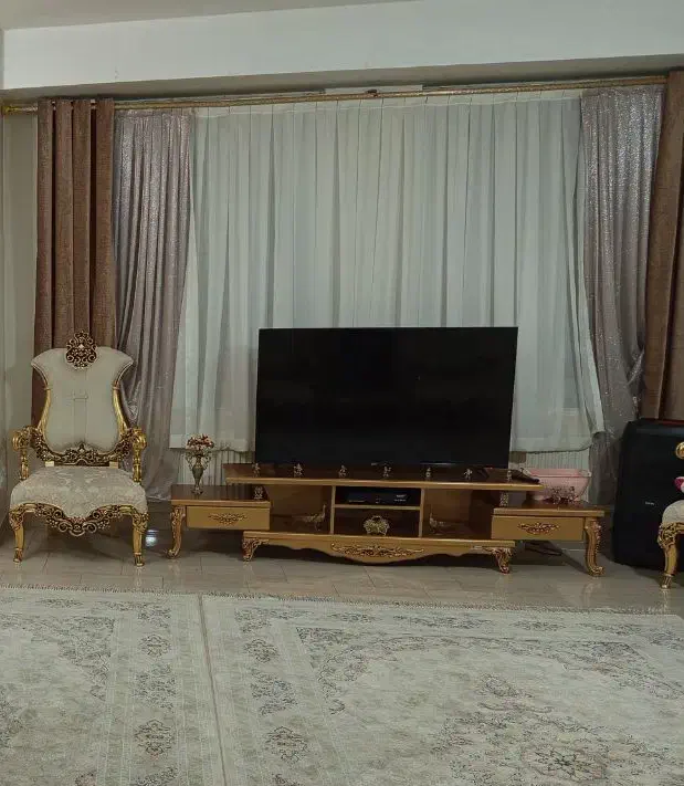 پرده مخمل|پرده، رانر، رومیزی|پرند, فاز ۴|دیوار