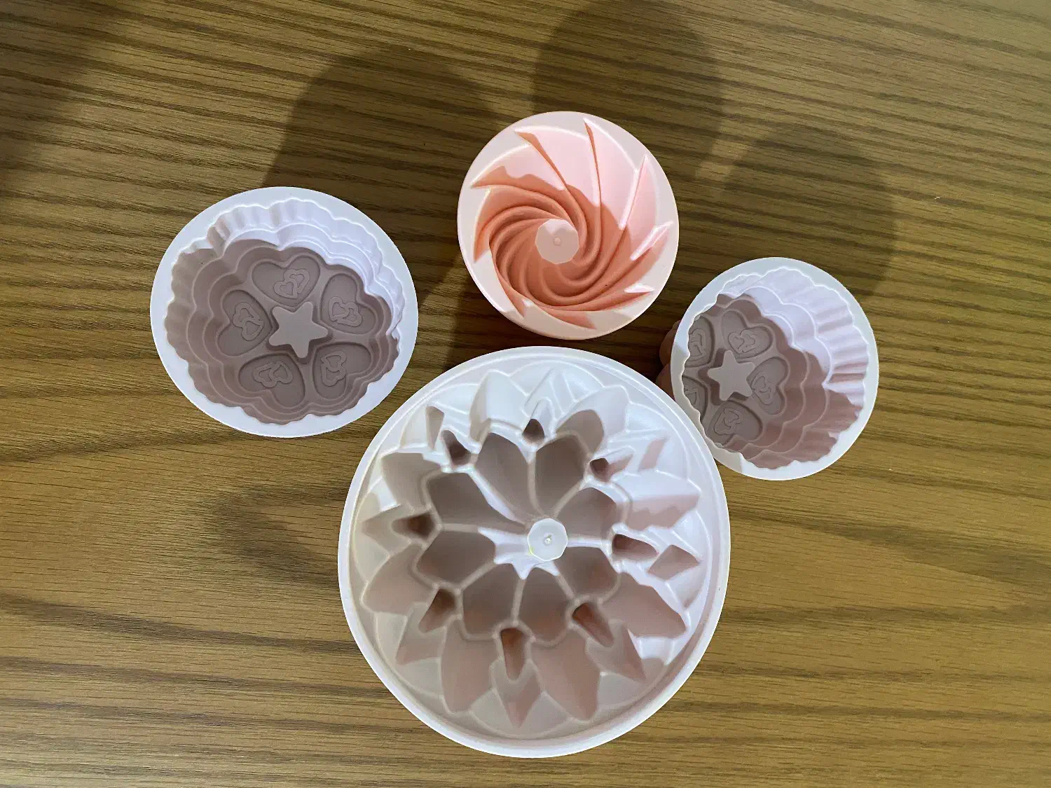 قالب ژله سیلیکونی|ظروف پخت‌وپز|ابهر, |دیوار