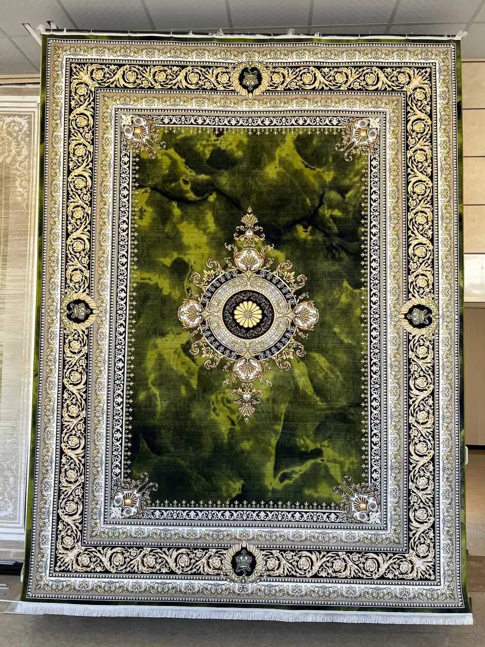 فرش شهیاد۶متر۷۰۰شانه آکبند۸عدد جفت مناسب تازه عروس|فرش|اردبیل, |دیوار