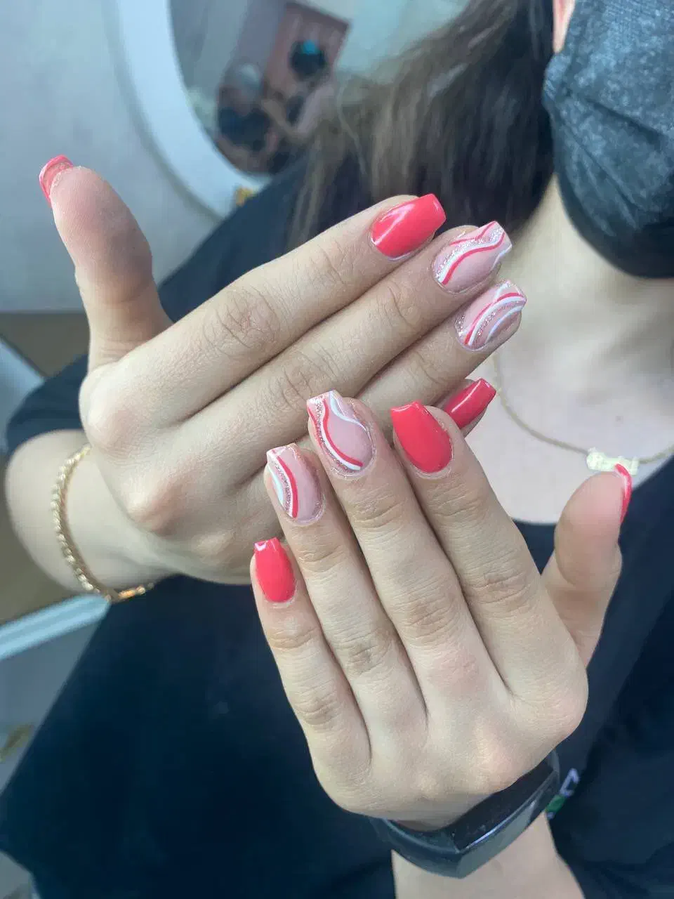 تخفیف ویژه کاشت ناخن الهیه|خدمات آرایشگری و زیبایی|کرمانشاه, |دیوار